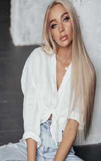 Шлюха Аврора 40815