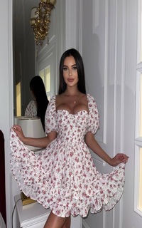 Шлюха Юлия 37806 Шлюха Юлия 37806